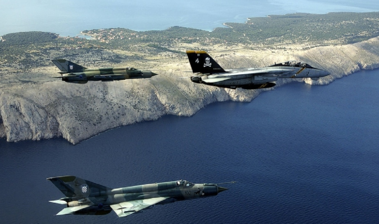 Amerika ofron ndihmë ushtarake për vendet e Ballkanit Perëndimor, nuk përfshihet Serbia