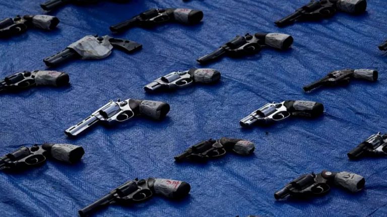 BE-ja do të shtrëngojë rregullat për tregtinë e armëve për të frenuar trafikimin