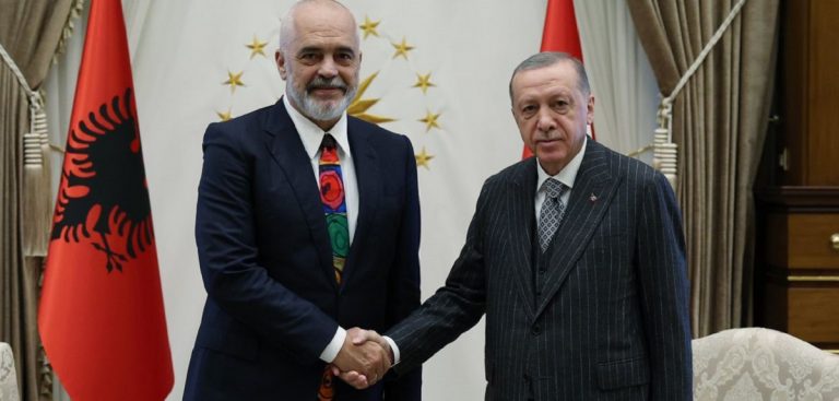 Rama vizitë në Turqi, takohet me Erdoganin