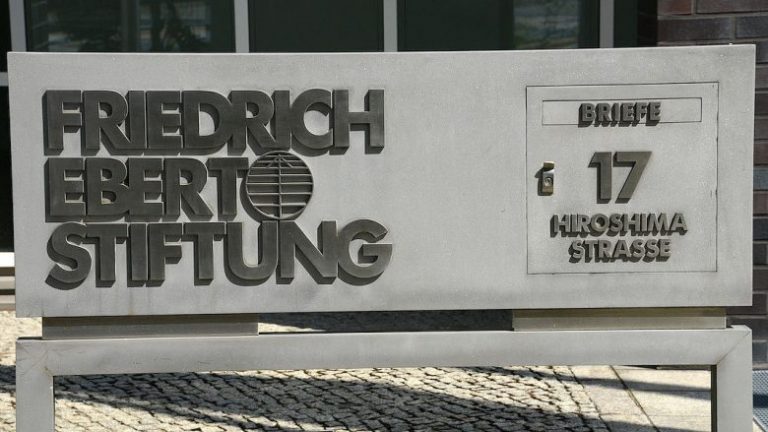 Instituti gjerman pranon autorësinë e draftit për Asociacionin, përgënjeshtron Vuçiqin