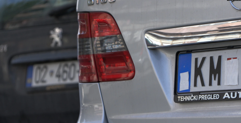 Senatorët amerikanë të zhgënjyer që Kosova dhe Serbia nuk arritën marrëveshje për targat