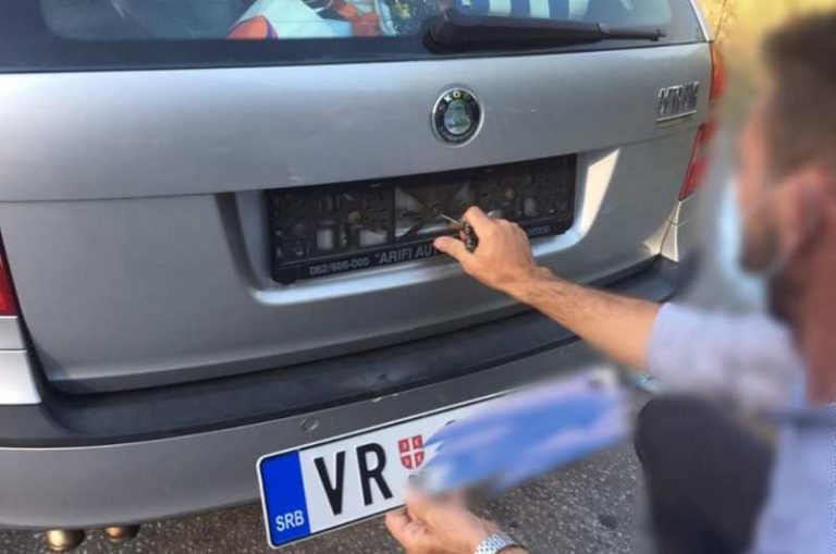 Si e priti Kosova propozimin amerikan për targat?