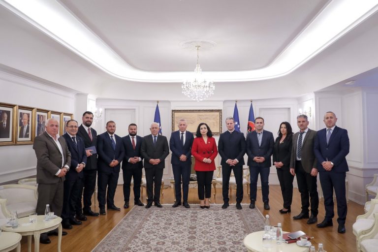 Procesi i regjistrimit të popullsisë në Luginë, Osmani pret në takim përfaqësuesit institucional e politik