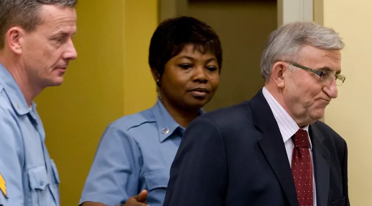 Kisha Ortodokse Serbe nderon kriminelin që u gjykua nga Haga për krimet në Kosovë