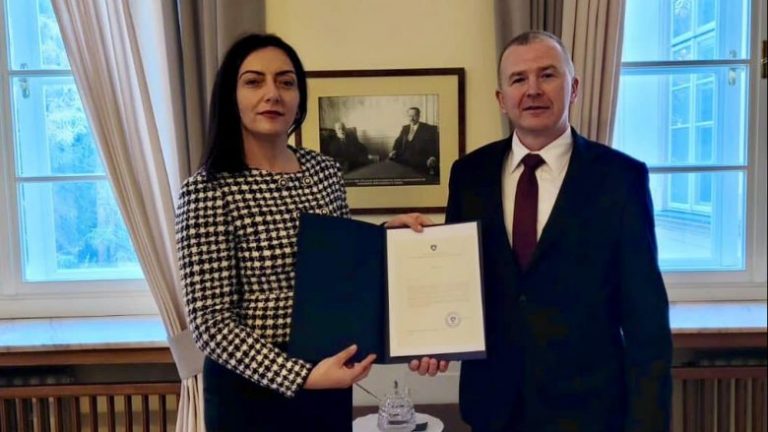 Kosova dhe Polonia zyrtarizojnë vendosjen e marrëdhënieve diplomatike mes dy shteteve