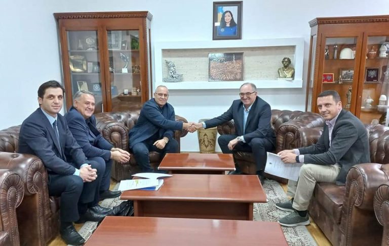 FFK do të mbështes komunën e Prizrenit për ndërtimin e stadiumit në Gjonaj