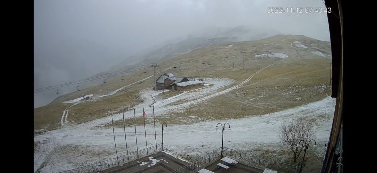 Bie borë në Brod dhe Brezovicë (FOTO)