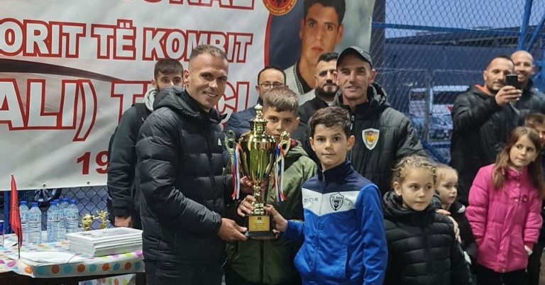 U mbajt turneu tradicional i futbollit për grupmoshat U-10 dhe U-11 kushtuar heroit të Kosovës, Përparim Thaçi