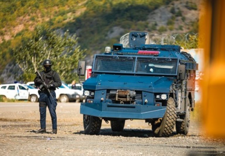 Policia demanton raportimet: S’kemi dërguar Njësi Speciale në veri