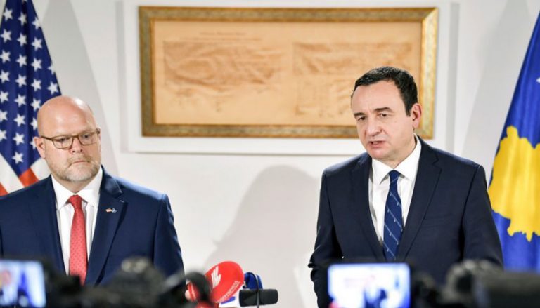 Kurti falënderon ambasadorin Hovenier për rolin në marrëveshjen e arritur në Bruksel