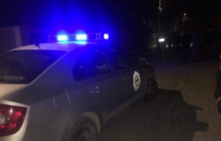 Policia jep detaje për therjen me thikë në Prizren, viktima u sulmua në qafë – pritet t’i nënshtrohet operacionit