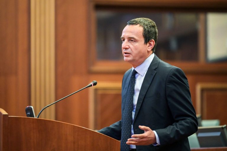 Kurti numëron punët e Qeverisë për arsim: Liruam nga pagesa studentët, ndamë mbi 4 mijë bursa për ta