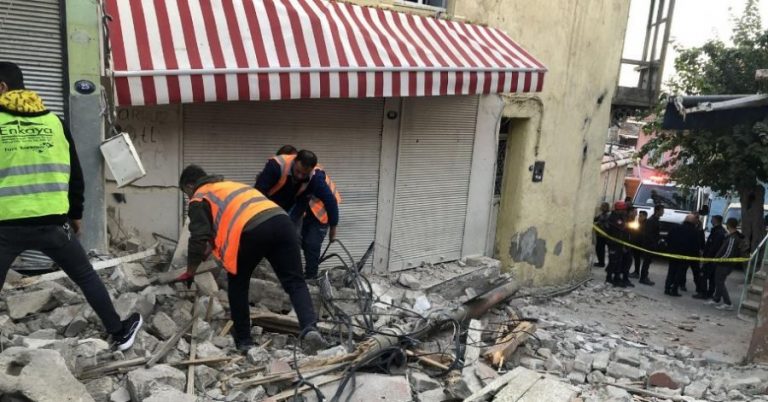 Tërmeti i fortë godet Izmirin, një i vdekur dhe disa të plagosur