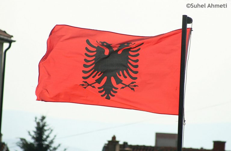 28 Nëntori bën bashkë deputetët e Kosovës dhe Shqipërisë