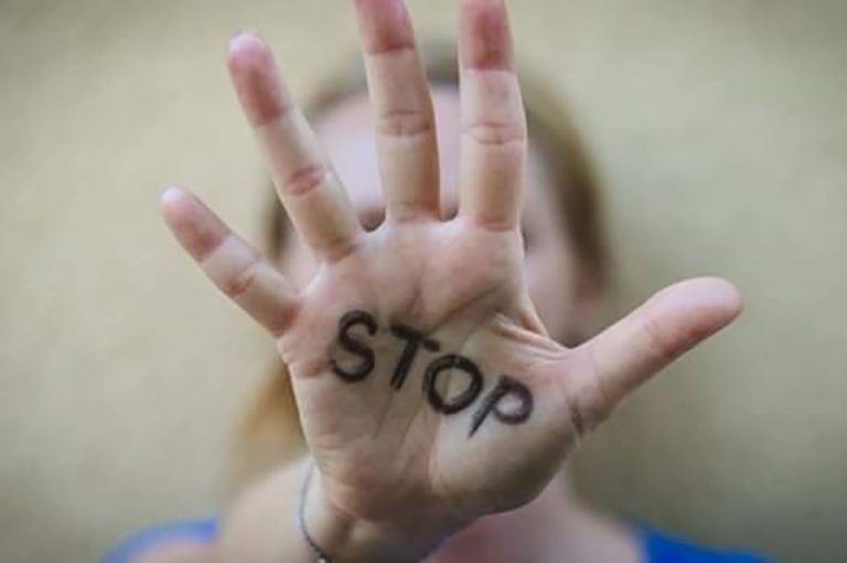 “Boll ma”, të bërtasim me za të lartë për dhunën që tashmë është bërë ngjitëse