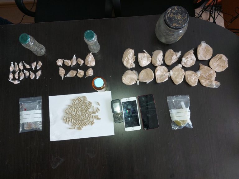 Policia me aksion në Prizren, sekuestrohen narkotikë të llojit heroinë dhe marihuanë