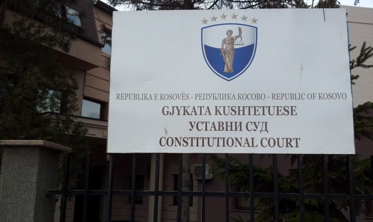 Gjyqtarët e kushtetueses nuk do t’i nënshtrohen vettingut