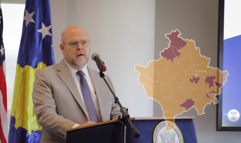 Ambasada e SHBA-së fton partitë politike dhe shoqërinë civile për të diskutuar për Asociacionin