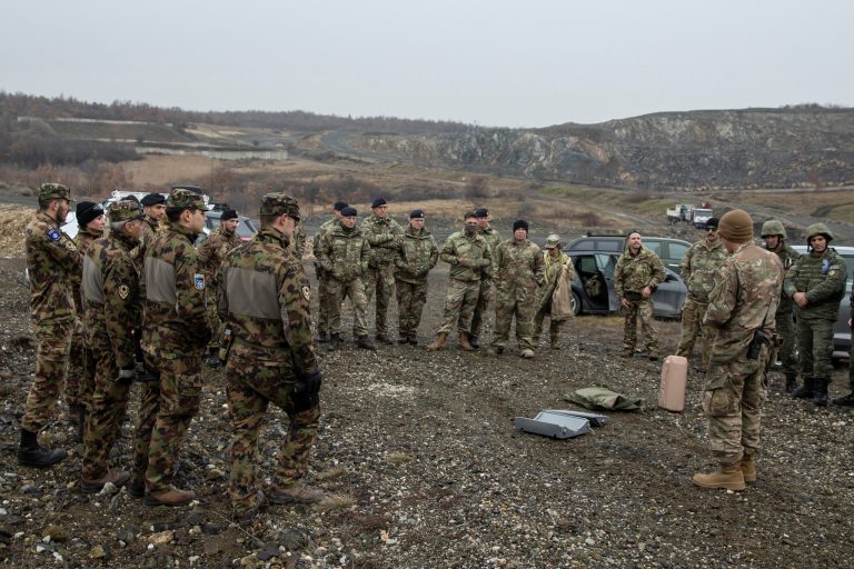 FSK dhe KFOR-i zhvillojnë stërvitje së bashku (FOTO)