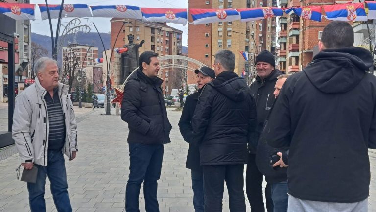 Tjetër protestë e serbëve në Veri kundër Vuçiqit dhe Listës Srpska