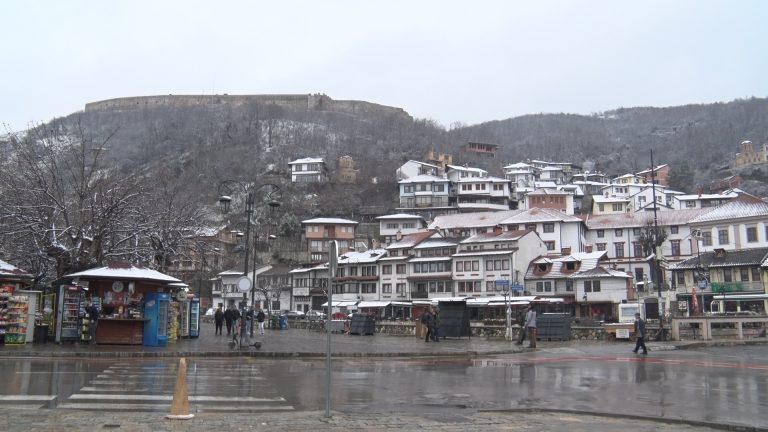 Sot mot me vranësira dhe diell, temperaturat minimale deri në -8 gradë