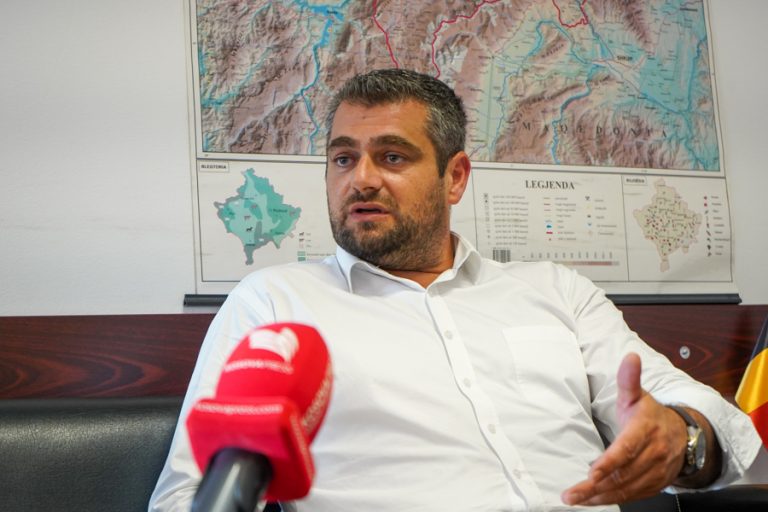 Hoti: Serbia nuk po jep informacione për vendndodhjen e personave të zhdukur