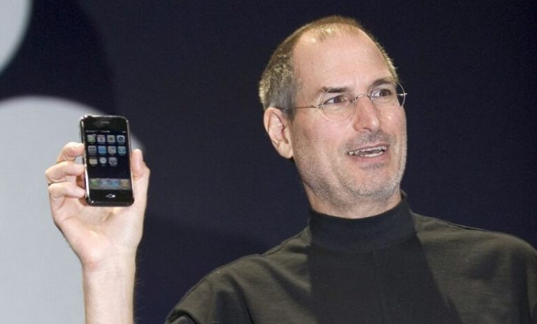 iPhone i parë origjinal pritet të shitet për mbi 50,000 dollarë në ankand