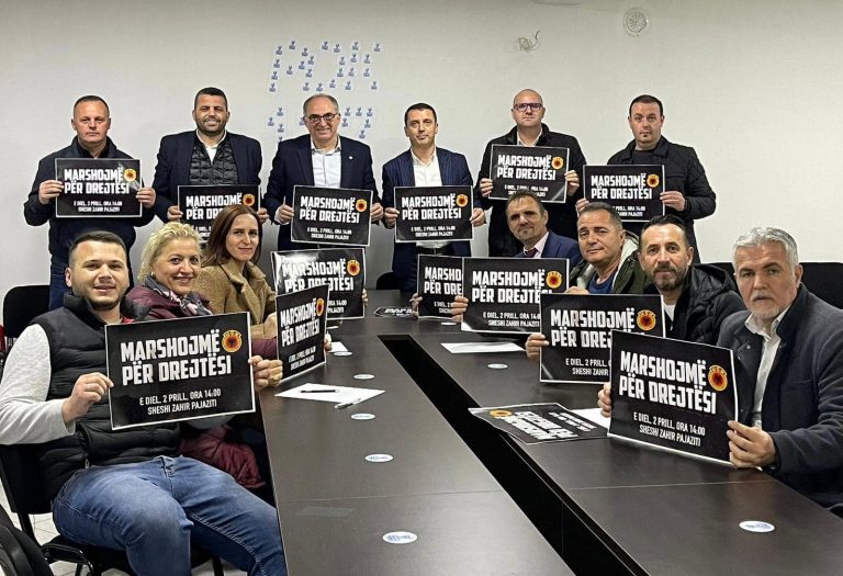Mobilizohet PDK-ja, degët e të gjitha partive po bëhen gati për Marshin për Drejtësi