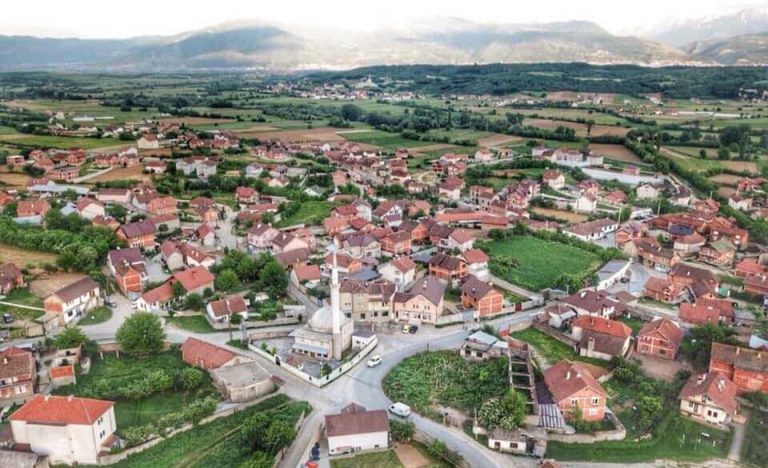 Të hënën në Piranë mbahet dëgjimi publik për përgatitjen e buxhetit 2025 për banorët e fshatrave të Përdrinisë