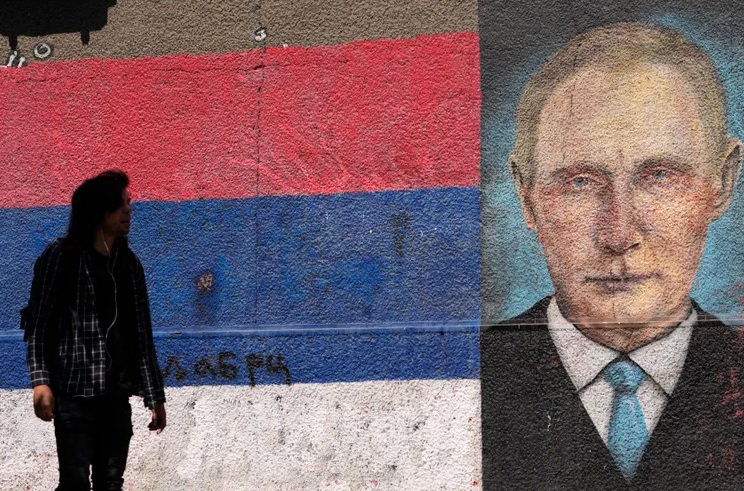 Rusia po i përdor të gjitha mjetet për ta forcuar kapjen në Ballkan