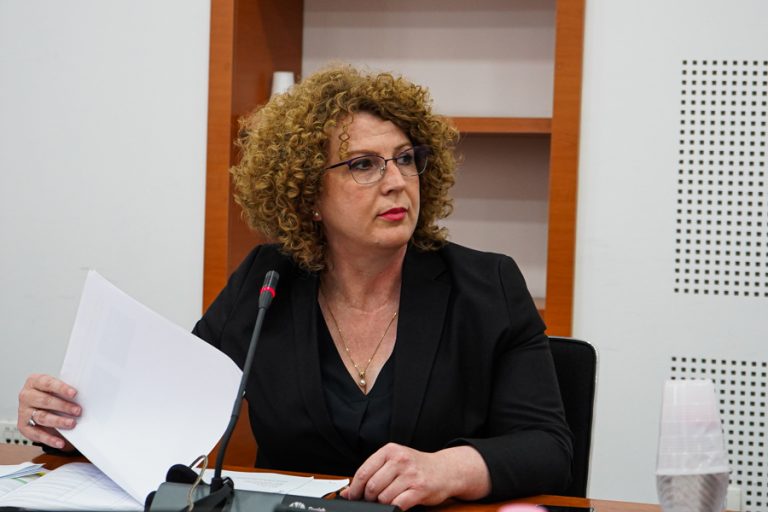 Afera e rezervave shtetërore, ngrihet aktakuzë ndaj ministres në detyrë, Rozeta Hajdari