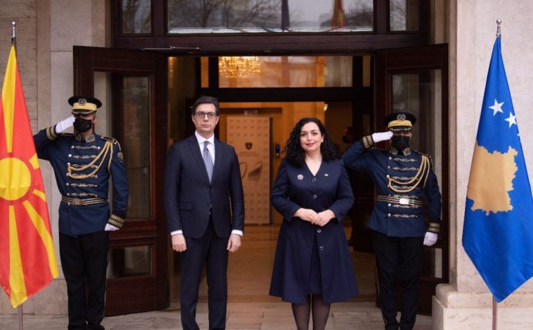 Osmani nesër për vizitë zyrtare në Maqedoninë e Veriut