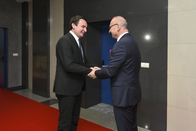 Kryeministri Kurti takon kryediplomatin e Kroacisë, ia prezanton vizionin e tij për Asociacionin i bazuar në modelin kroat