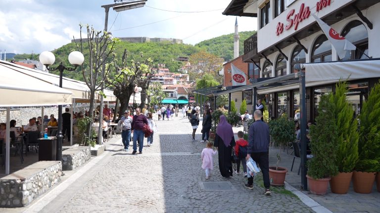 Sot mot me diell, temperaturat arrijnë deri në 25 gradë