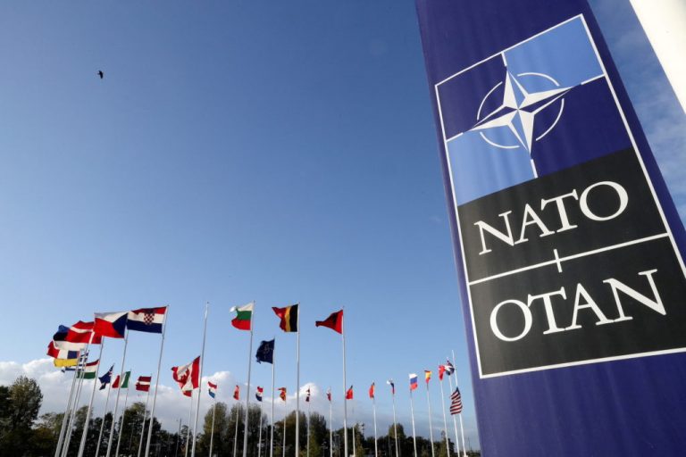 NATO: Dënojmë fuqishëm sulmet e paprovokuara ndaj KFOR-it në veri