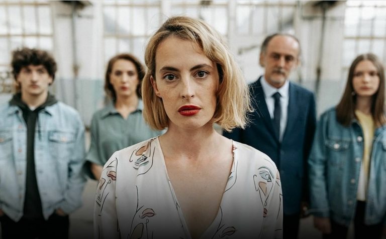 Seriali ‘Rrushe’ i titruar nga Top Channel – vjen reagimi i aktores kryesore, Doresa Rexha