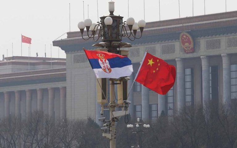 Kina mbështet Serbinë rreth tensioneve në Kosovë