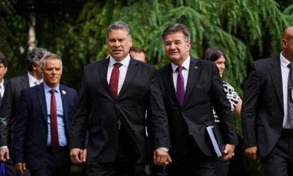 Sot përfundon afati i SHBA-së dhe BE-së për Kosovën, paralajmërohen pasoja