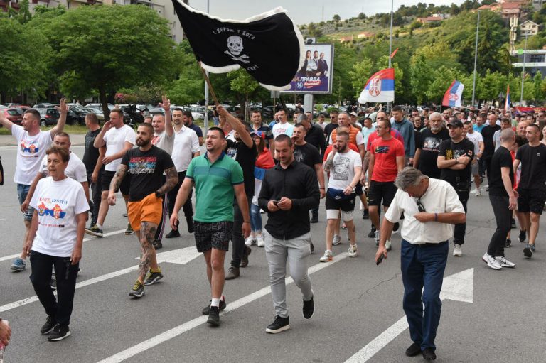 Në Mal të Zi protestohet në mbështetje të serbëve në Kosovë