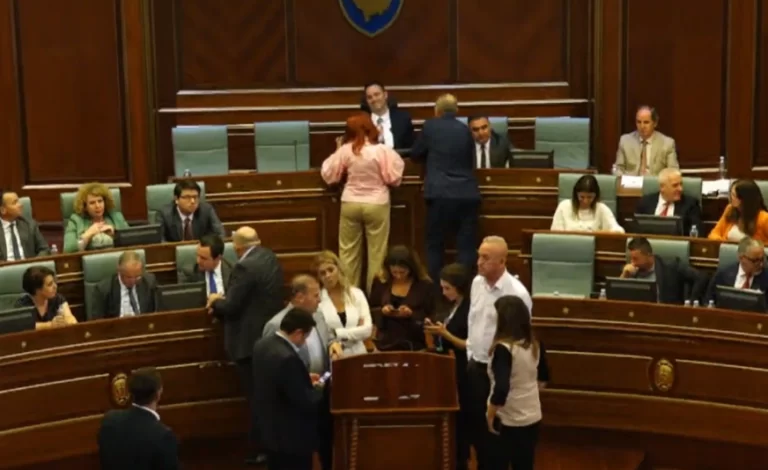 Boiken Abazi: Deputetët e PDK-së janë kriminelë ordinerë