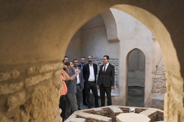 Kurti: Çdo cep i Prizrenit është përplot histori e trashëgimi