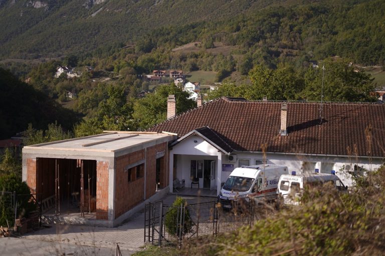 Fillon ndërtimi i aneksit në Qendrën e Mjekësisë Familjare në fshatin Reçan