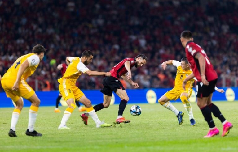 Nis ndeshja Moldavi – Shqipëri