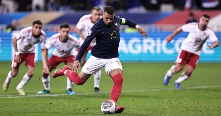 Franca ia bënë bajat futbollin Gjibraltarit 14-0, gati e gjithë ekipi i shënon