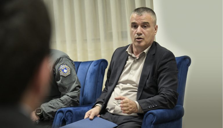 Qeveria njofton për takimin me NJSI-në, s’thuhet gjë për kërkesat që parashtruan