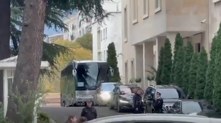 Kryeministri Rama pret në zyre Kombëtaren e Shqipërisë