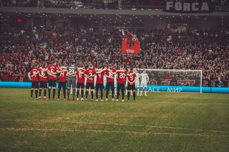 Nga Serbia tek Italia, njihuni me përballjet e mundshme të Kuqezinjve në Euro 2024