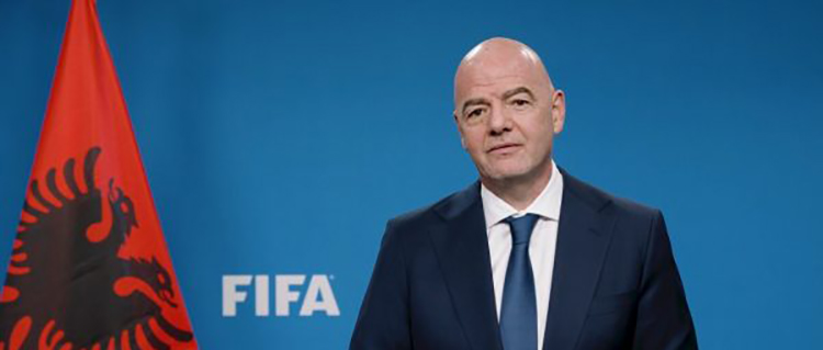 Presidenti i FIFA-s: Ky vit ishte fantastik për ju