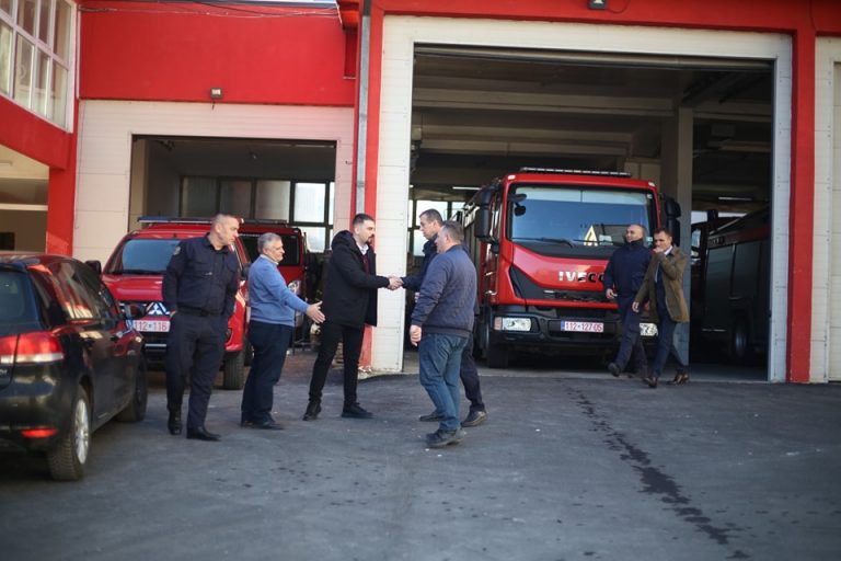 Po vazhdojnë punimet për renovimin e objektit të zjarrfikësve në Prizren