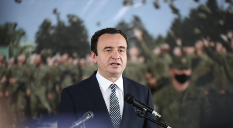 Kurti: Ushtarët e rinj do t’i shërbejnë atdheut si shqiponja sypatrembur që qëndisur si emblemë e kanë në krahë